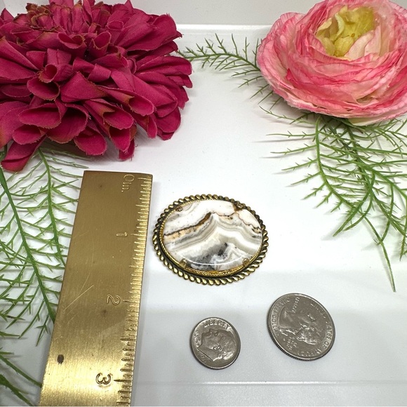 Vintage⚜️Real Marble Cabochon Brooch - Picture 5 of 5